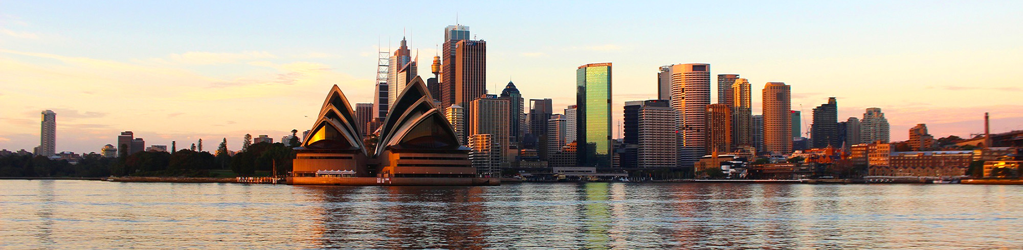 Banner​ ​ image​ ​ of​ ​ holiday​ ​ homes,​ ​ villas​ ​ and​ ​ apartments​ ​ for​ ​ rent worldwide